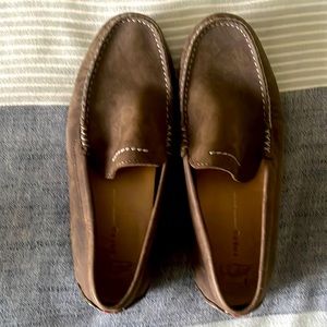 Mens UGG shoes very clean only wore once